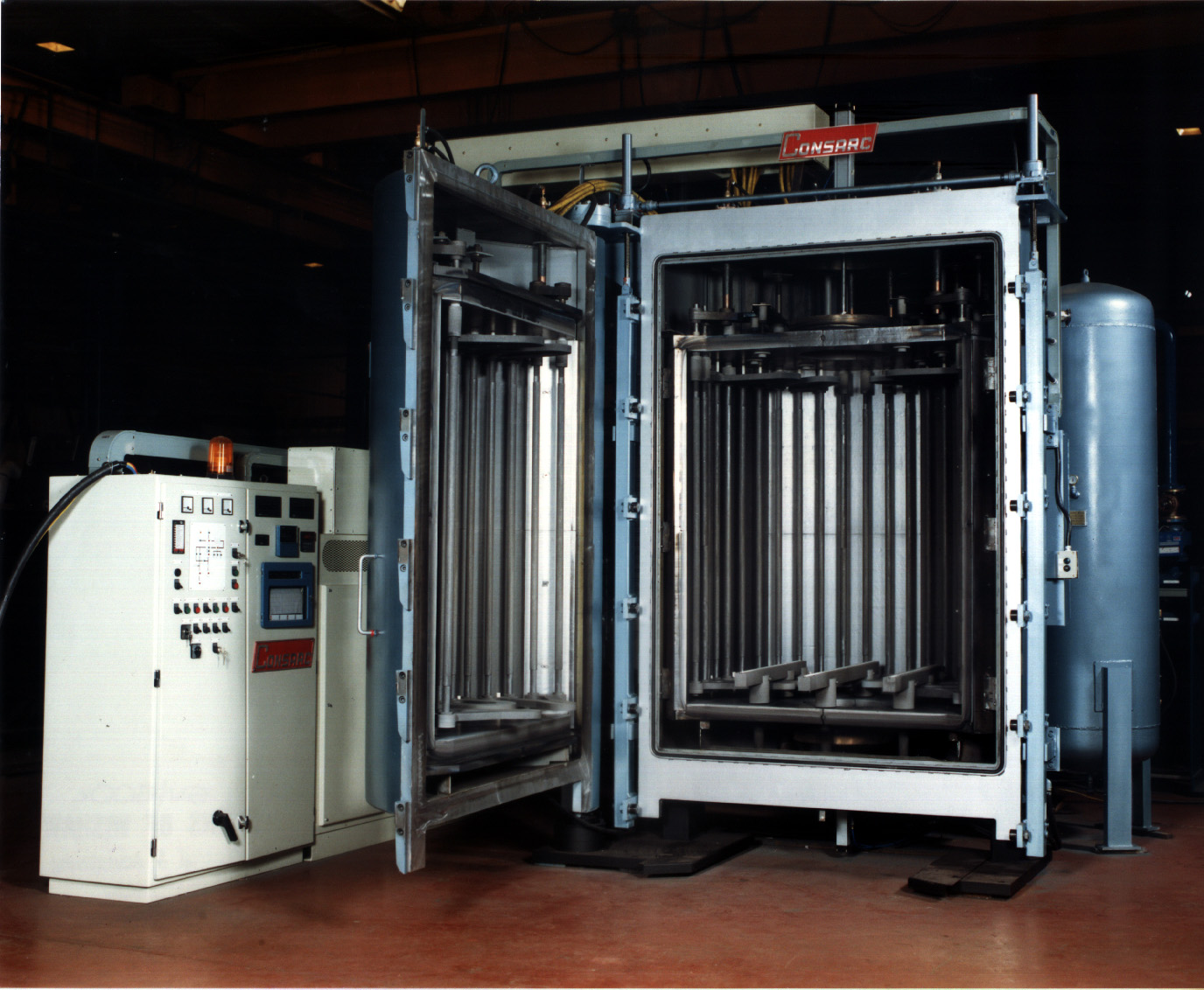 Consarc-Clamshell-Vacuum Heat Treatment Furnace